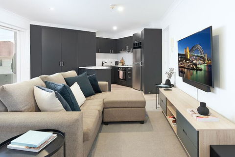 Ultimate Bondi Living - Perths Hotel 1