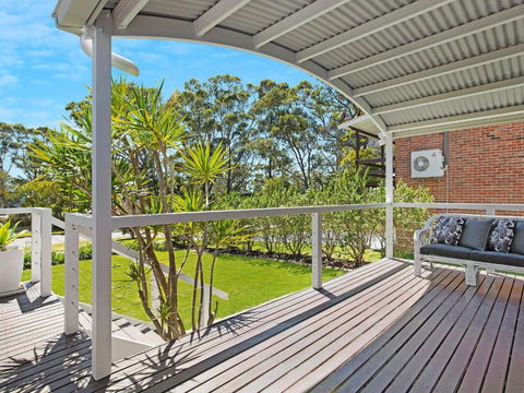 Akarana Beach House :: Jervis Bay Rentals - Perths Hotel 5