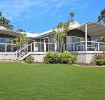 Akarana Beach House  Jervis Bay Rentals - Perths Hotel