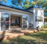 Acacia on Orion  Jervis Bay Rentals - Perths Hotel
