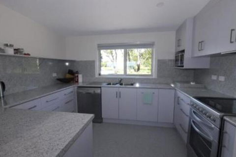 Umtali Beach House - Perths Hotel 0