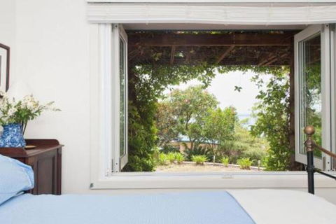 Jacaranda Blue At Corlette - Perths Hotel 5