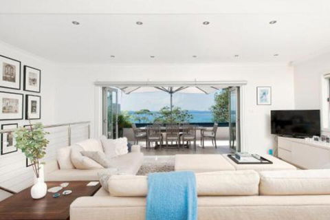 Jacaranda Blue At Corlette - Perths Hotel 0