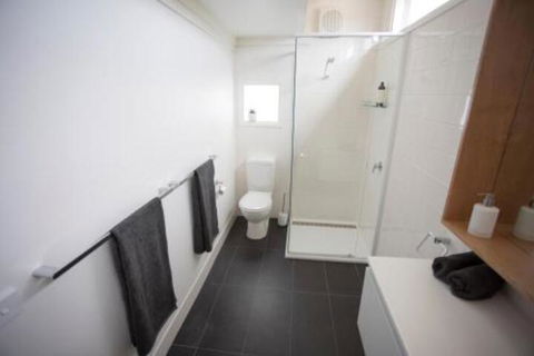 MONREPOS - Perths Hotel 6