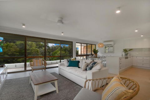 BEAUTIFULLY RENOVATED OCEANSIDE APARTMENT Lamer 9 - Perths Hotel 5