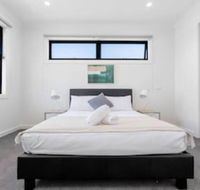 WoW Factorluxe 4BR Townhouseglen Waverley - Perths Hotel