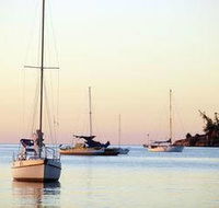 Maggies Beachfront Apartments - Perths Hotel