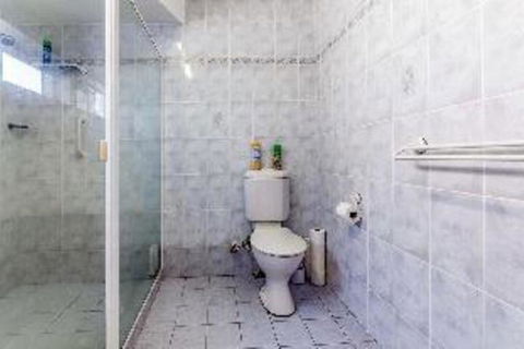Laman Lodge Unit 3 15 Laman Street - Perths Hotel 2