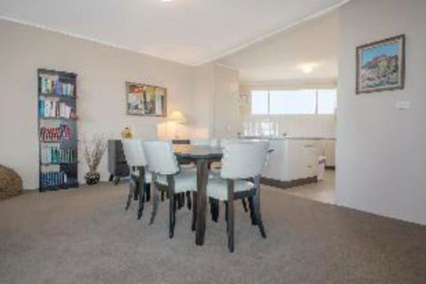 Portofino Unit 4 / 7 Laman Street - Perths Hotel 3