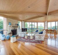 Latham Beach House - Perths Hotel