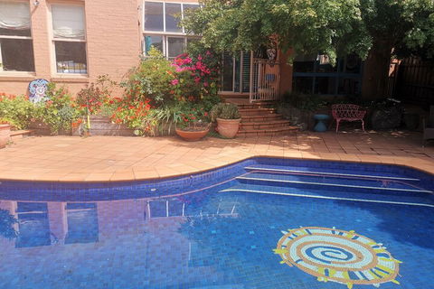 Stylish Comfortable Central Artists Home - Perths Hotel 3