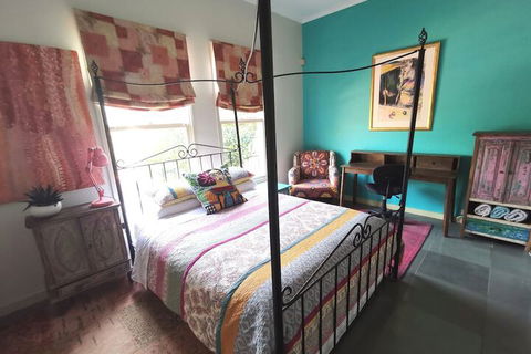 Stylish Comfortable Central Artists Home - Perths Hotel 7