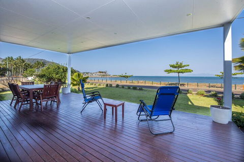 Sandy Decks - Perths Hotel 3