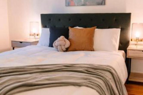 A Wave Away At Glenelg Cosy Unit Near The Beach - Perths Hotel 7