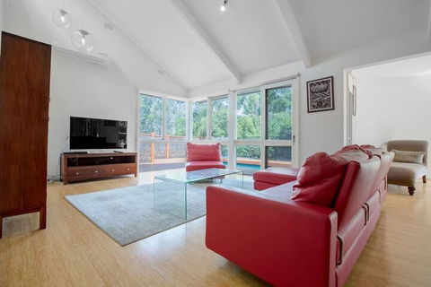 Comfy Holiday House With Pool@rosanna - Perths Hotel 2