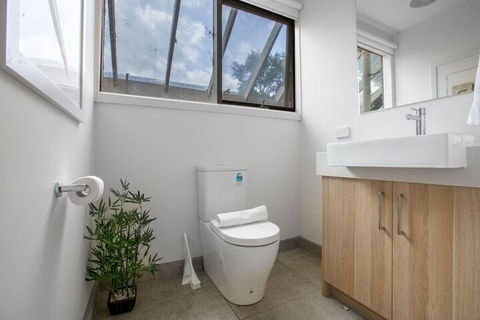 Comfy Holiday House With Pool@rosanna - Perths Hotel 3