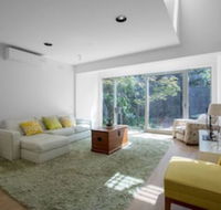 Comfy Holiday House With Poolrosanna - Perths Hotel