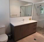 26 Satinwood Drive Low set modern sleeps 8 - Perths Hotel