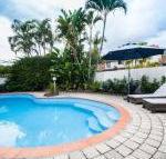 Barbados Noosa - Perths Hotel