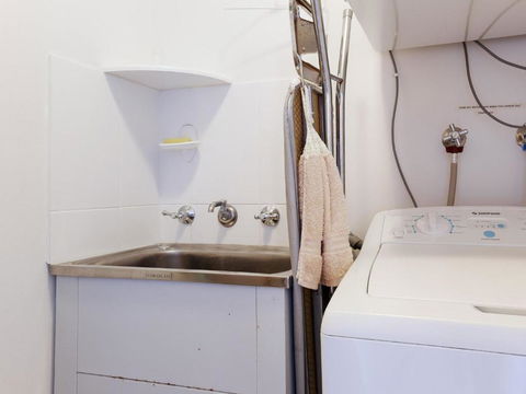 3 ENDEAVOUR 13 ONDINE CL LARGE THREE BEDROOM UNIT WITH FILTERED WATER VIEWS - Perths Hotel 4