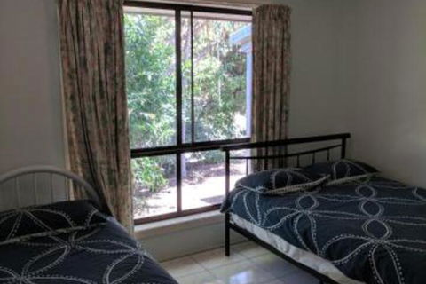 Lazy Days - Perths Hotel 6