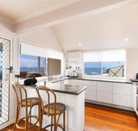 Casual Hamptons living Sunshine Beach - Perths Hotel