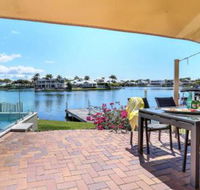 Gone Fishin Noosa Waters - Perths Hotel