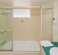 Holiday at the Marina Hervey Bay - Perths Hotel