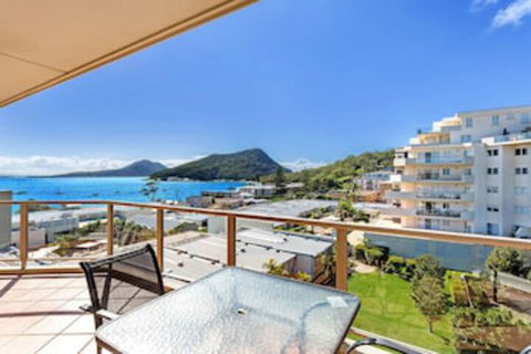 Barrington Unit 814 / 43 45 Shoal Bay Road - Perths Hotel 0