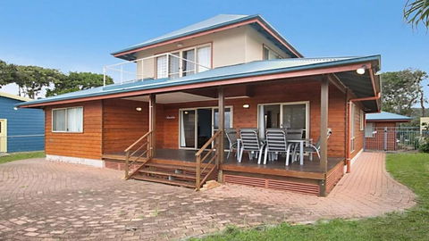 Absolute Beachfront At Hastings - Perths Hotel 5