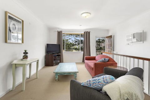 Lillian Street, Unit 1-2 - Perths Hotel 0