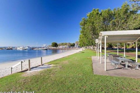 Sandy Palms 28 Moorooba Cr Beautiful Home With Wifi Air Con & Boat Parking - Perths Hotel 4