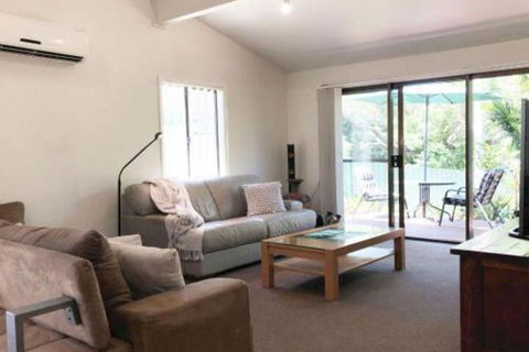 Sandy Palms 28 Moorooba Cr Beautiful Home With Wifi Air Con & Boat Parking - Perths Hotel 3