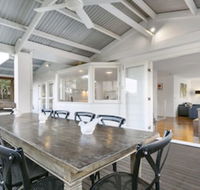 Stunning Sunshine Beach House in Prime Location 31 Ferguson Street - Perths Hotel