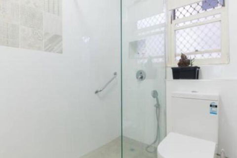 Broadway Apartments - Perths Hotel 6