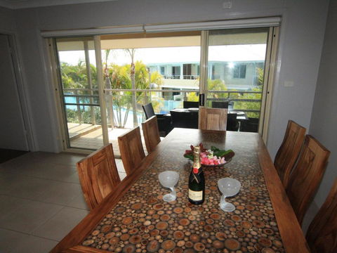 339 Pacific Blue 265 Sandy Pt Road HUGE RESORT LAGOON POOL - Perths Hotel 4