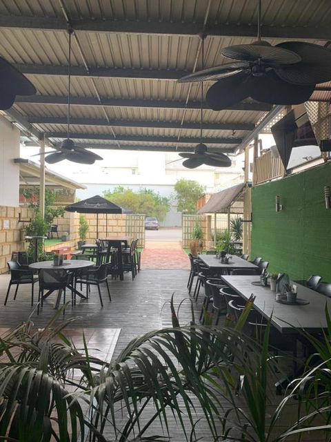 Riverside Hotel - Perths Hotel 2