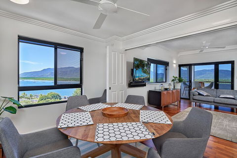 Belle Escapes Luxury Penthouse With Ocean Views - Perths Hotel 5