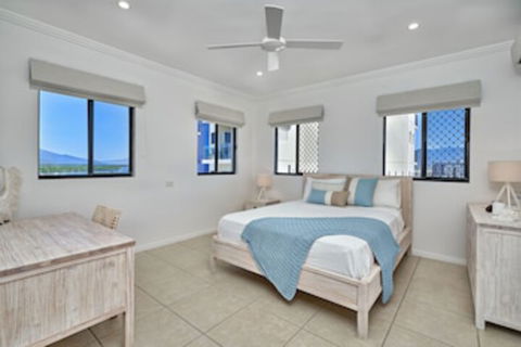 Belle Escapes Luxury Penthouse With Ocean Views - Perths Hotel 0