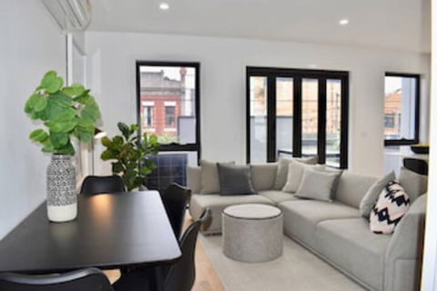 Brand New 2 Bed Apartment With Stunning City Views - Perths Hotel 0