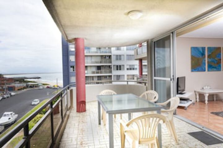 Sandbar NSW Perths Hotel