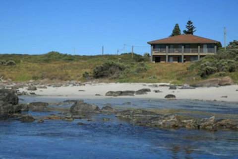 Augusta Beachfront Accommodation - Perths Hotel 0