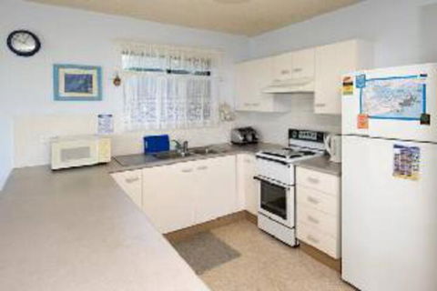 2 Bedroom Apartment Commodore Unit 3 6 Intrepid Close - Perths Hotel 4