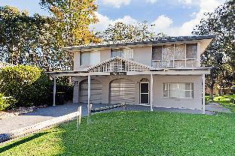 3 Bedroom House Bay Serene 15 Mistral Close - Perths Hotel 1