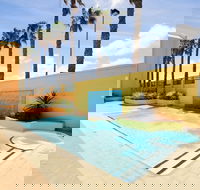 Sandcastles at the Beach - Outstanding Location - Perths Hotel