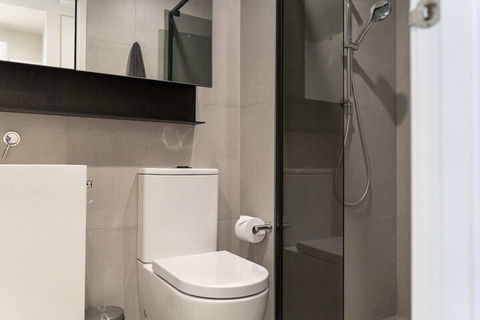 Modern 1 Bedroom Apartment South Yarra - Perths Hotel 3