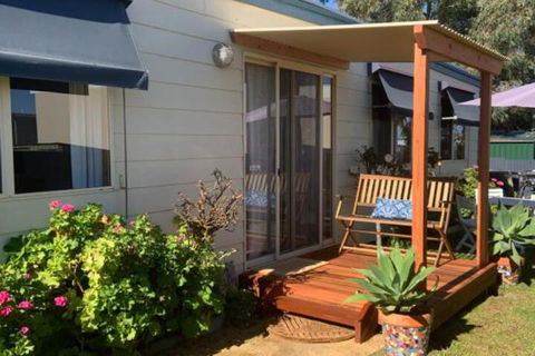 Moana Beach Sunset Holiday Accommodation - Perths Hotel 4
