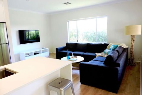 Contemporary Cove - Perths Hotel 7