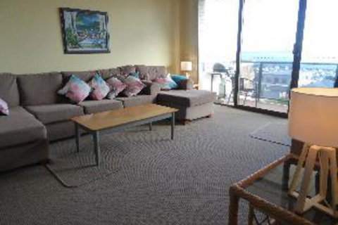 2 Bedroom Apartment Portside Unit 12 / 1 Donald Street FREE WIFI - Perths Hotel 4