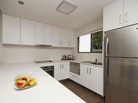 Woodville Beach Townhouse 6 - Perths Hotel 4